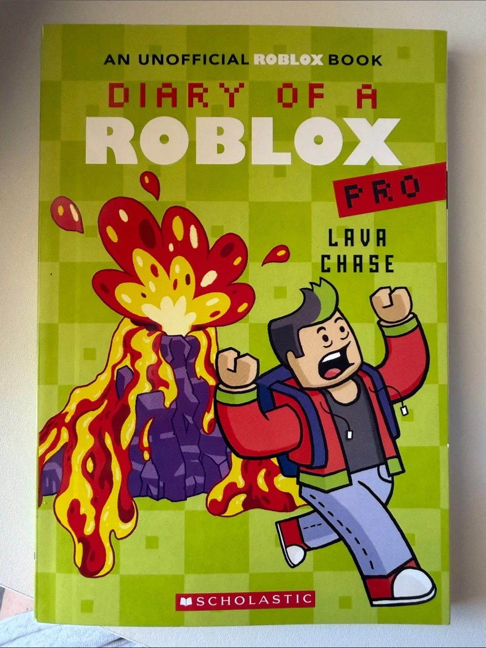 Roblox Book Bundle - Top Adventure Games Guide, Lava Chase and Mega Shark books